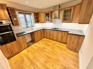 Kitchen- click for photo gallery